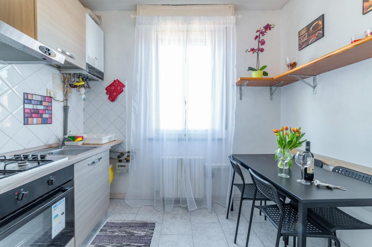 Parma Centro Torri Huge Apartment X6 Exterior photo