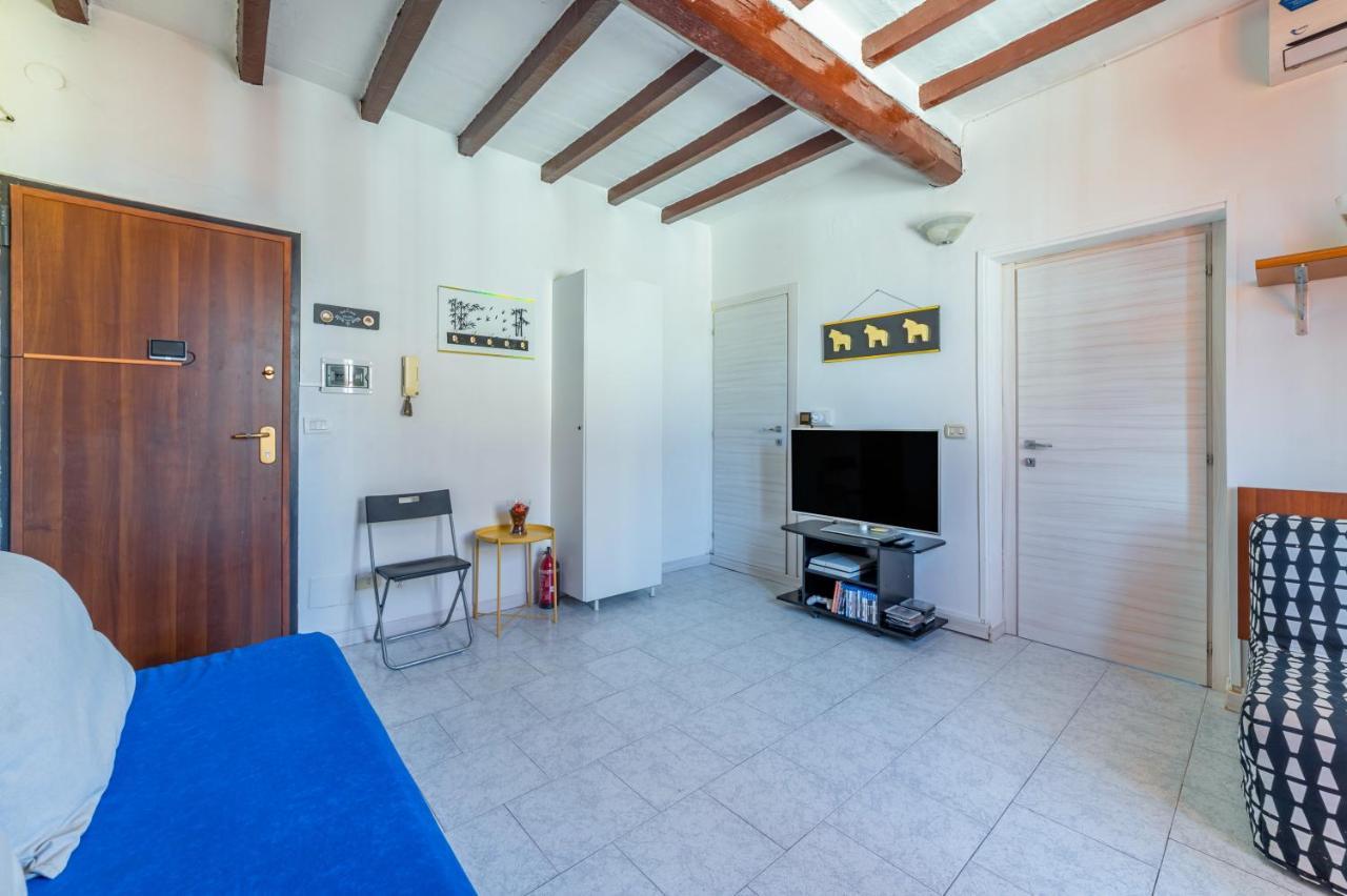 Parma Centro Torri Huge Apartment X6 Exterior photo